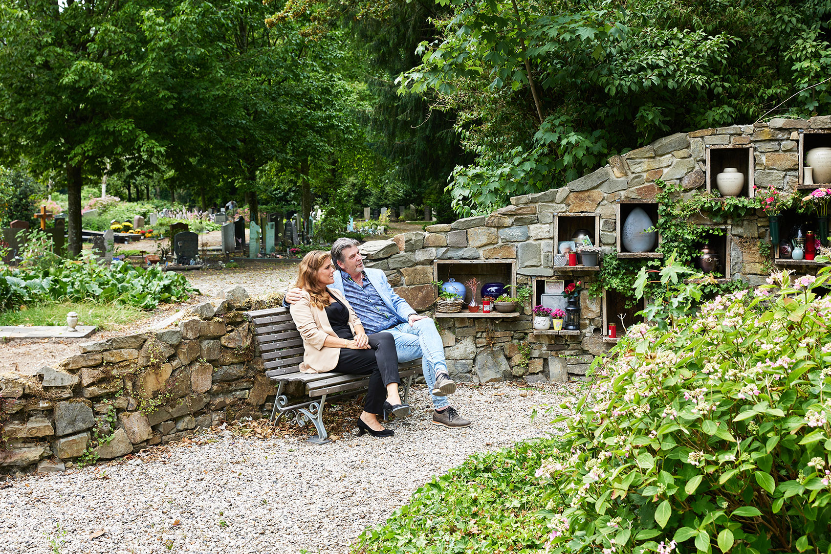 Welkom bij DELA IJsselhof | crematorium en (natuur)begraafplaats in Gouda