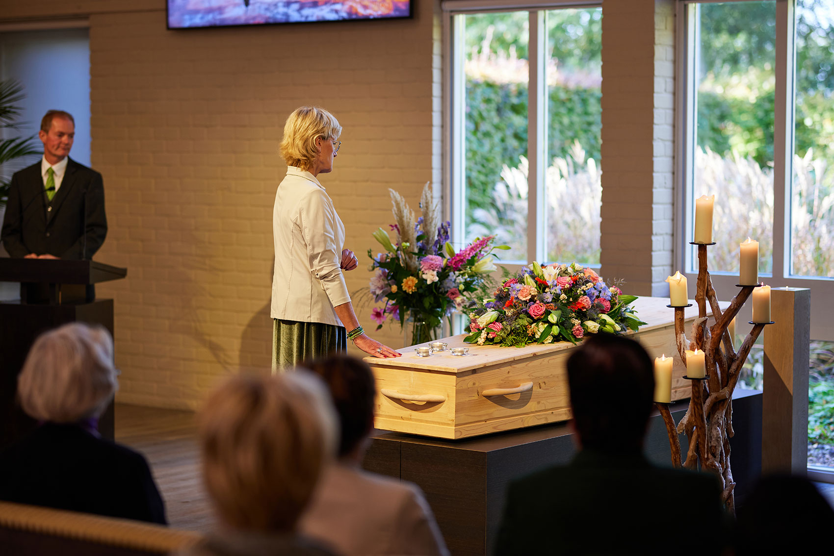 DELA Steenbrugge | Crematorium, uitvaartcentrum en begraafplaats in Diepenveen