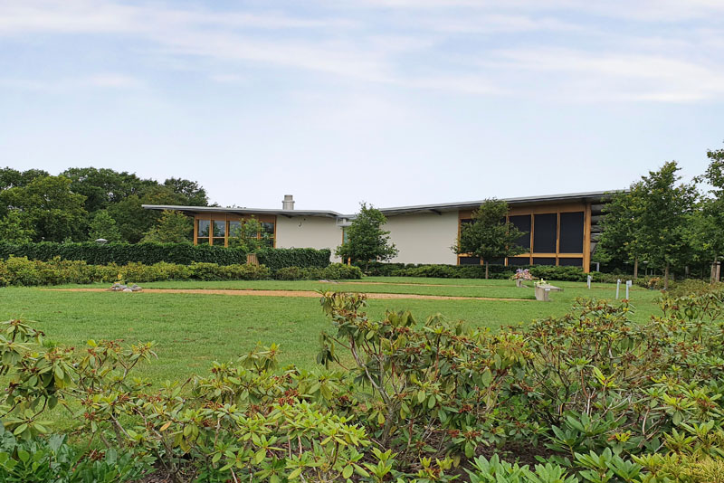 Crematorium, uitvaartcentrum en begraafplaats Hilverdael | DELA