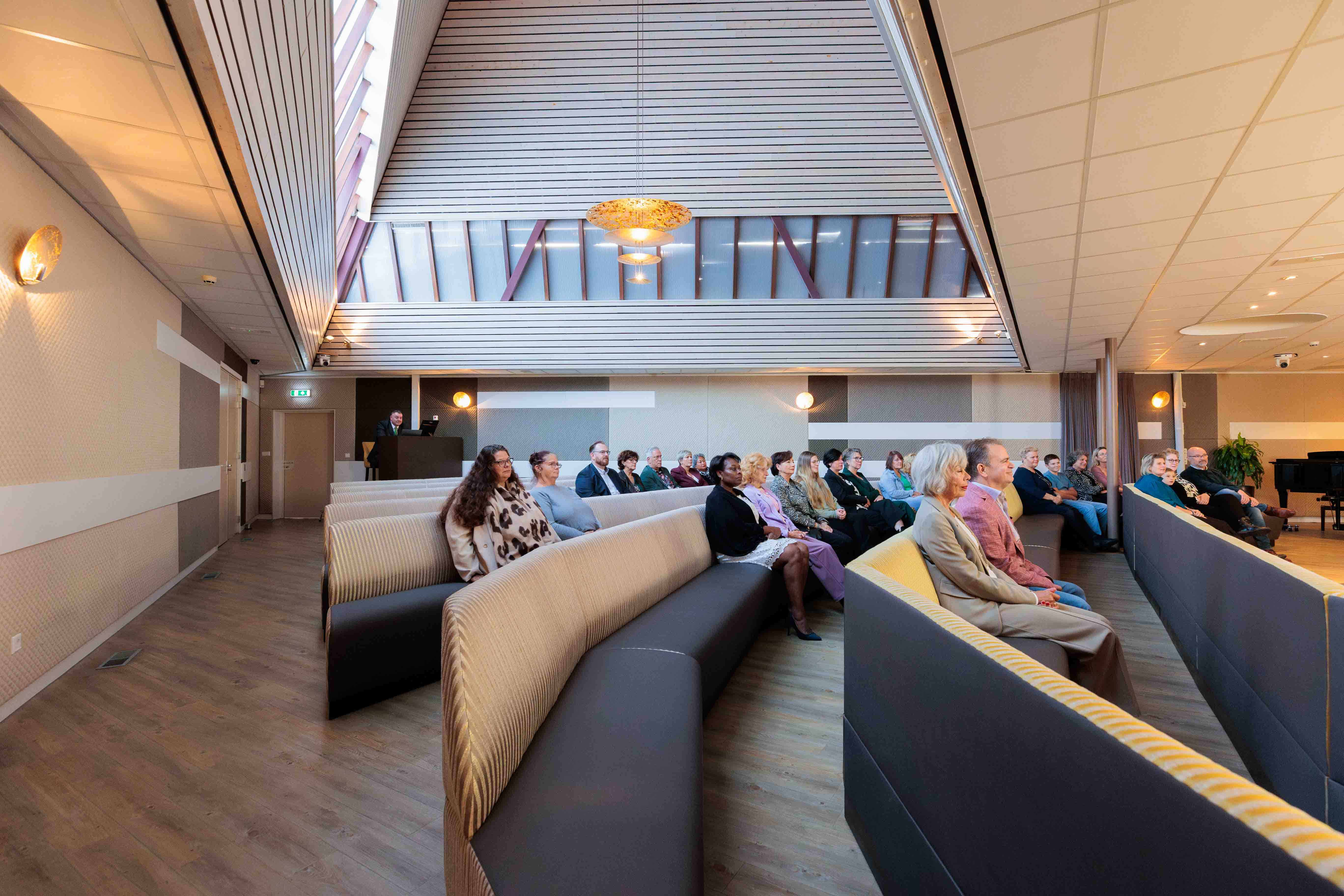 DELA Beukenhof Crematorium Uitvaartcentrum Begraafplaats Schiedam 1