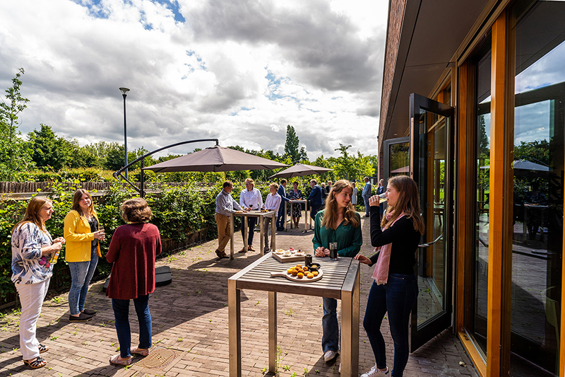 Crematorium en uitvaartcentrum Rhijnhof in Leiden | DELA
