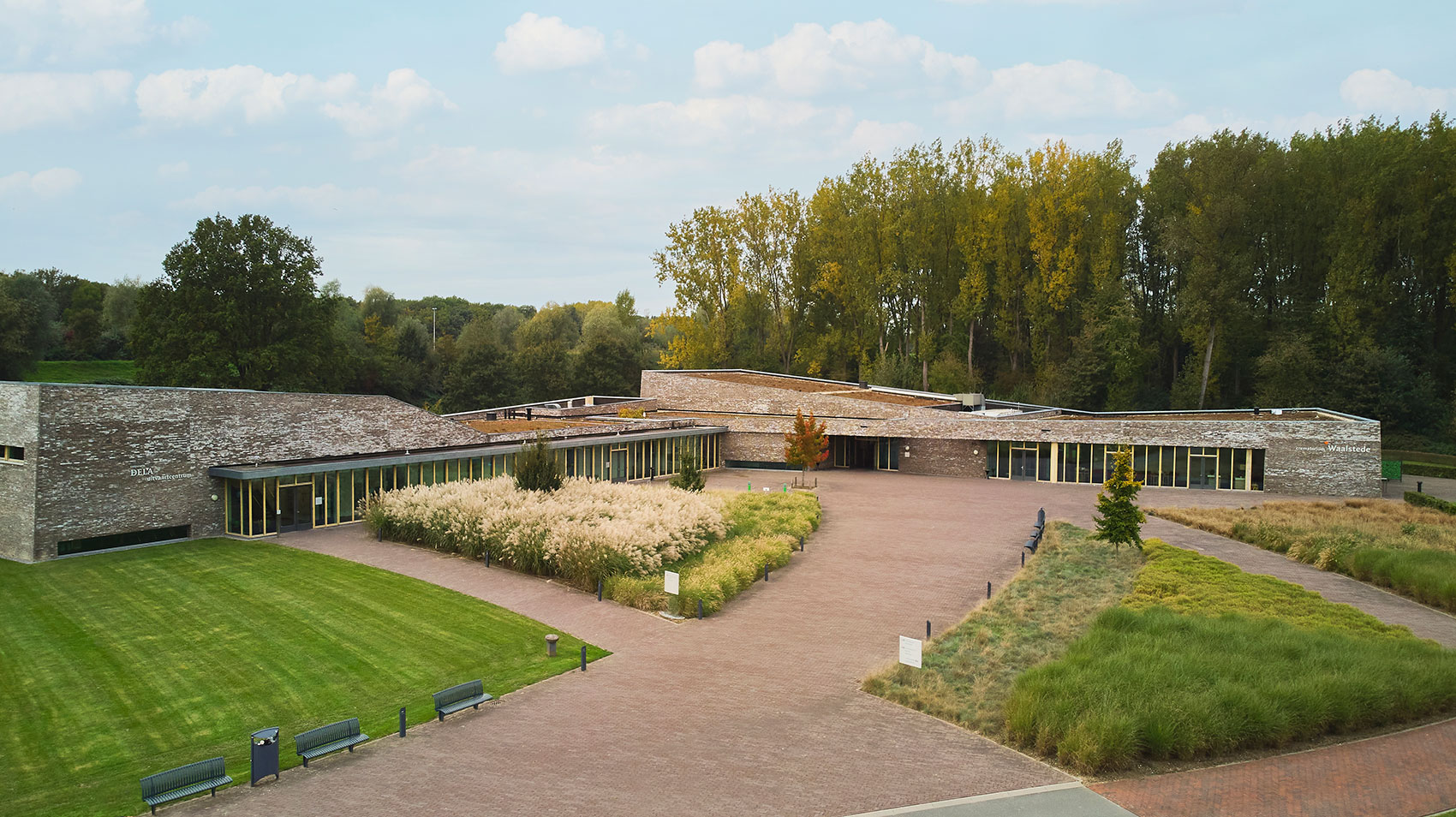 DELA Locatiefotografie crematorium en uitvaartcentrum Waalstede in Nijmegen