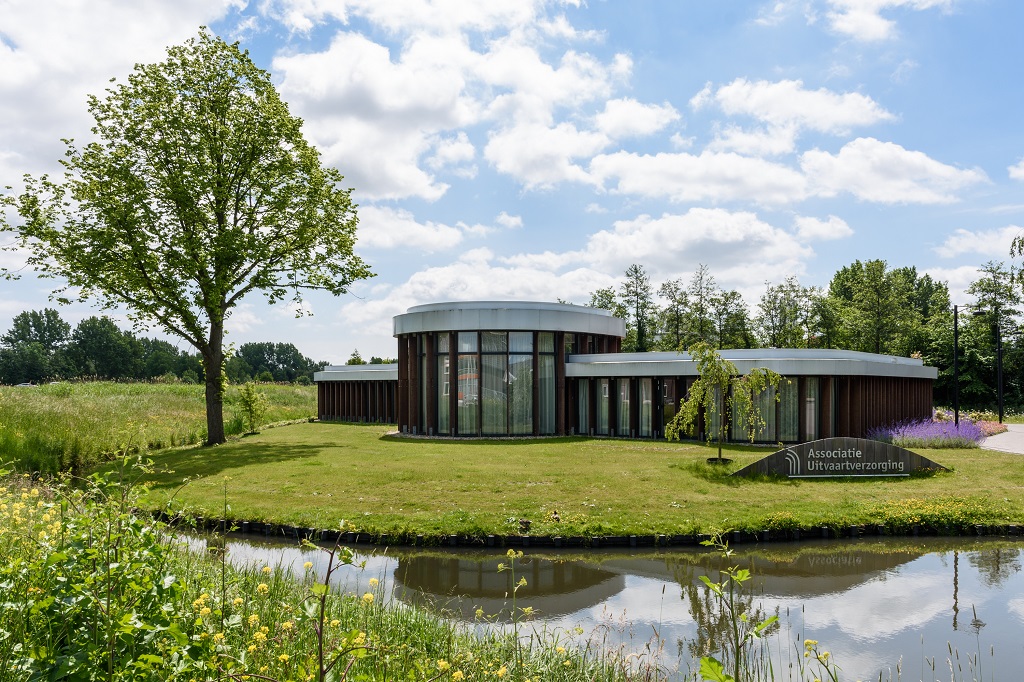 Associatie & IJmond DELA | uitvaartcentrum in Purmerend
